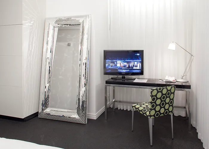 Leonardo Boutique Tel Aviv Hotel