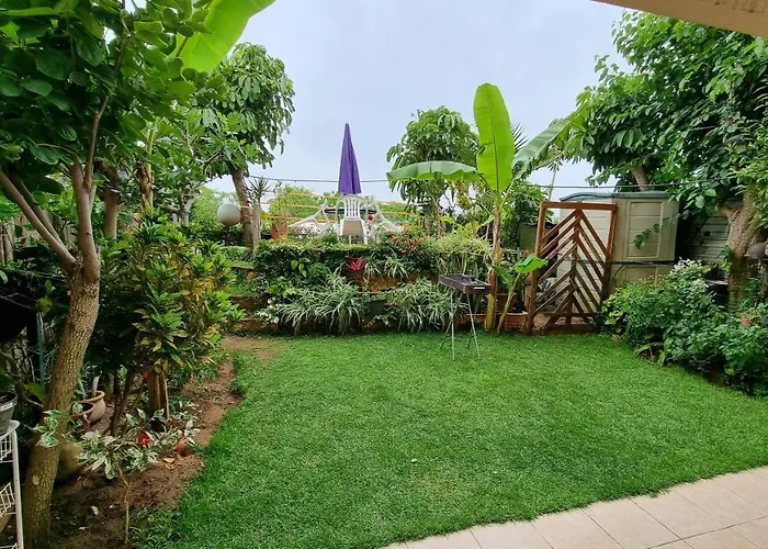 Holiday Garden Apartment עם מקלט Caesarea