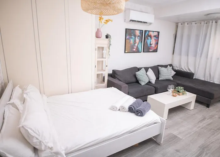 Dizengoff Square Garden Hotel Tel Aviv