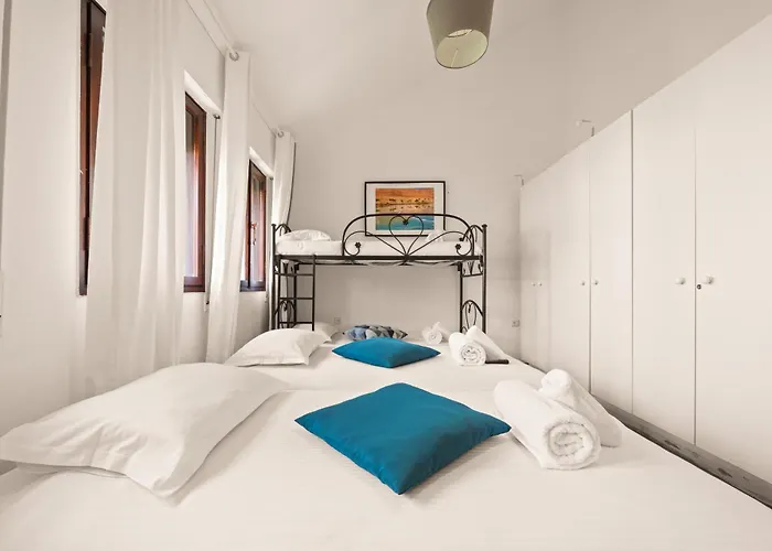 In Jerusalem, Discover The Luxurious Eden'S Manor.