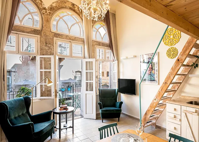 Blondie - By Loginn Tel-Avivian Hotels