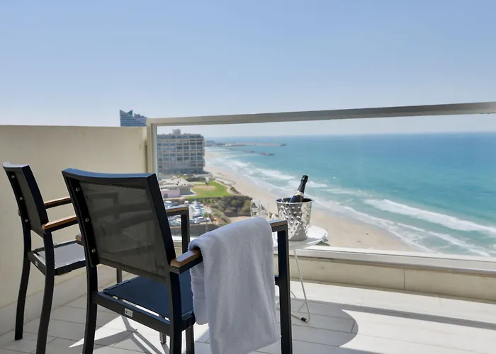 Hod Hasharon Luxury Apartment Herzliya