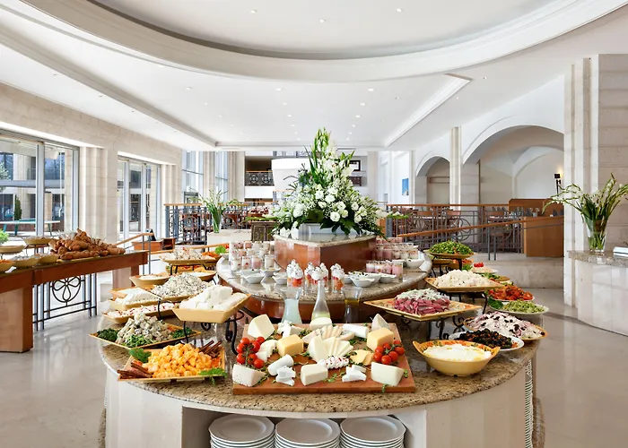 Golden Crown Hotel Nazareth