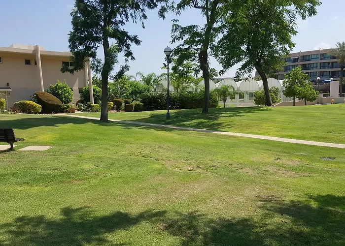 Neot Golf Caesarea Garden Apartment