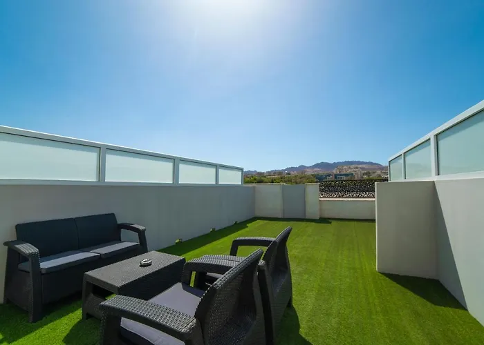 Eilat Hotels near Piscinas Naturais Porto de Galinhas with shuttle service