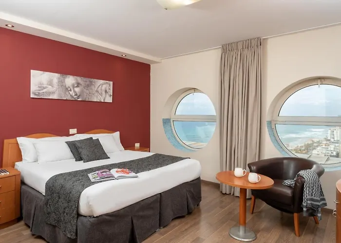 Arena Hotel By The Beach Bat Yam